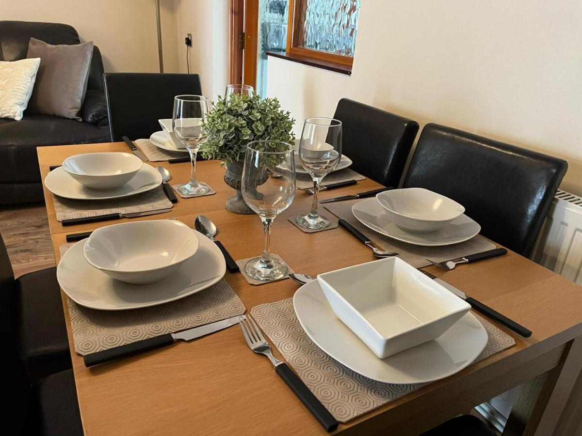 Access To Private Gym Room, 3 Bedrooms, Close To The City Swansea Kültér fotó