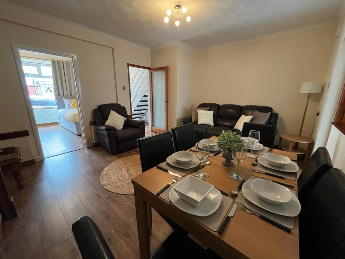 Access To Private Gym Room, 3 Bedrooms, Close To The City Swansea Kültér fotó